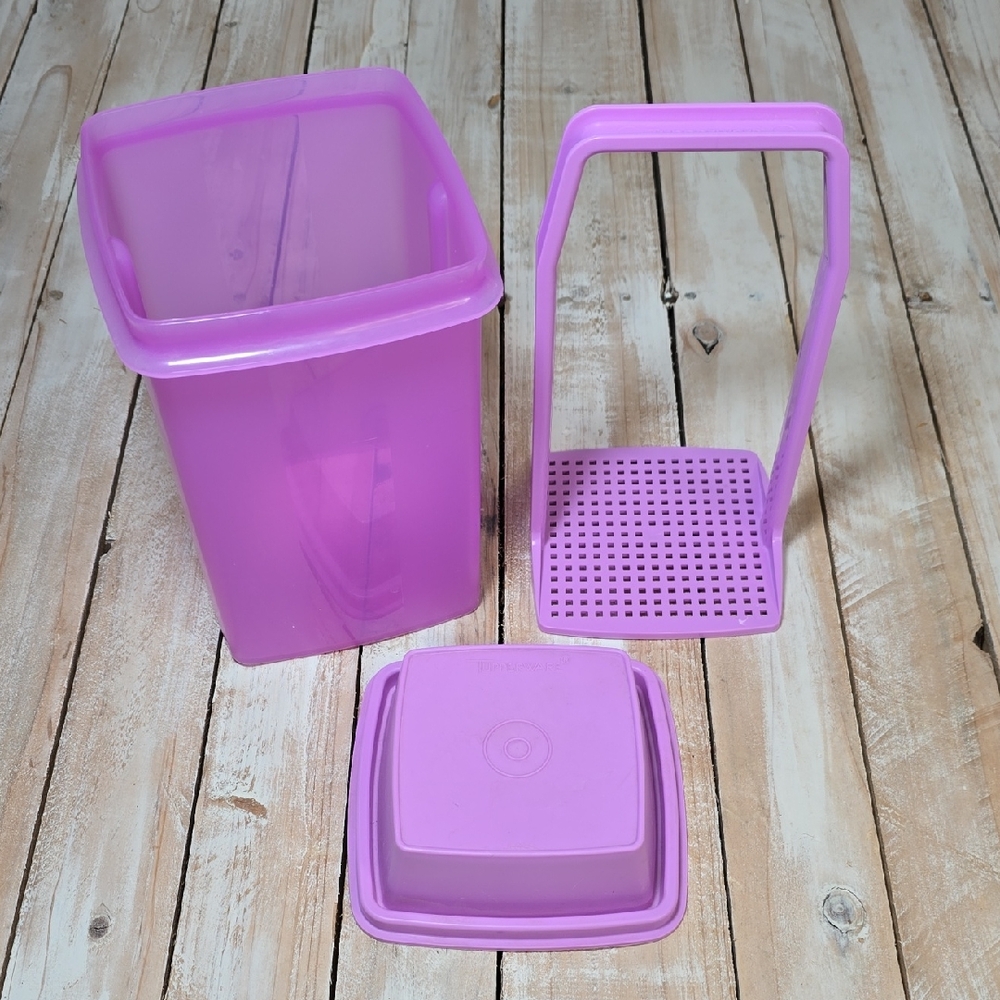 Tupperware Large Square Pick-A-Deli Container Lavendar